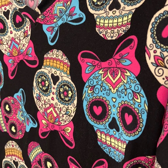 NoBoundaries fitted Dia de los Muertos skull top L - Picture 5 of 6